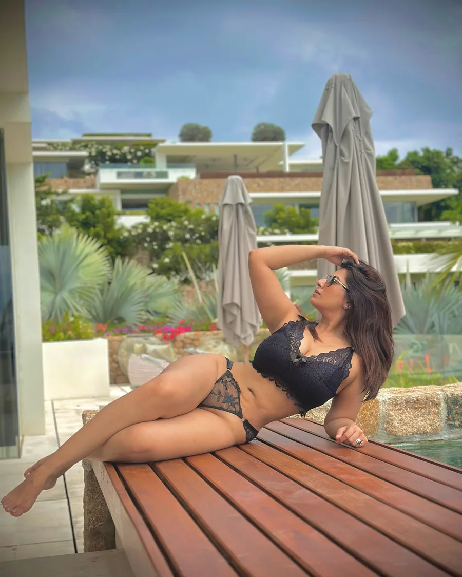 fatima model escorts